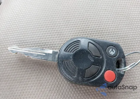 2011 Ford Escape Xlt из США, поврежденный, VIN 1FMCU9DG6BKA72174